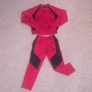 Boys Jordan Track Suit (4T)
